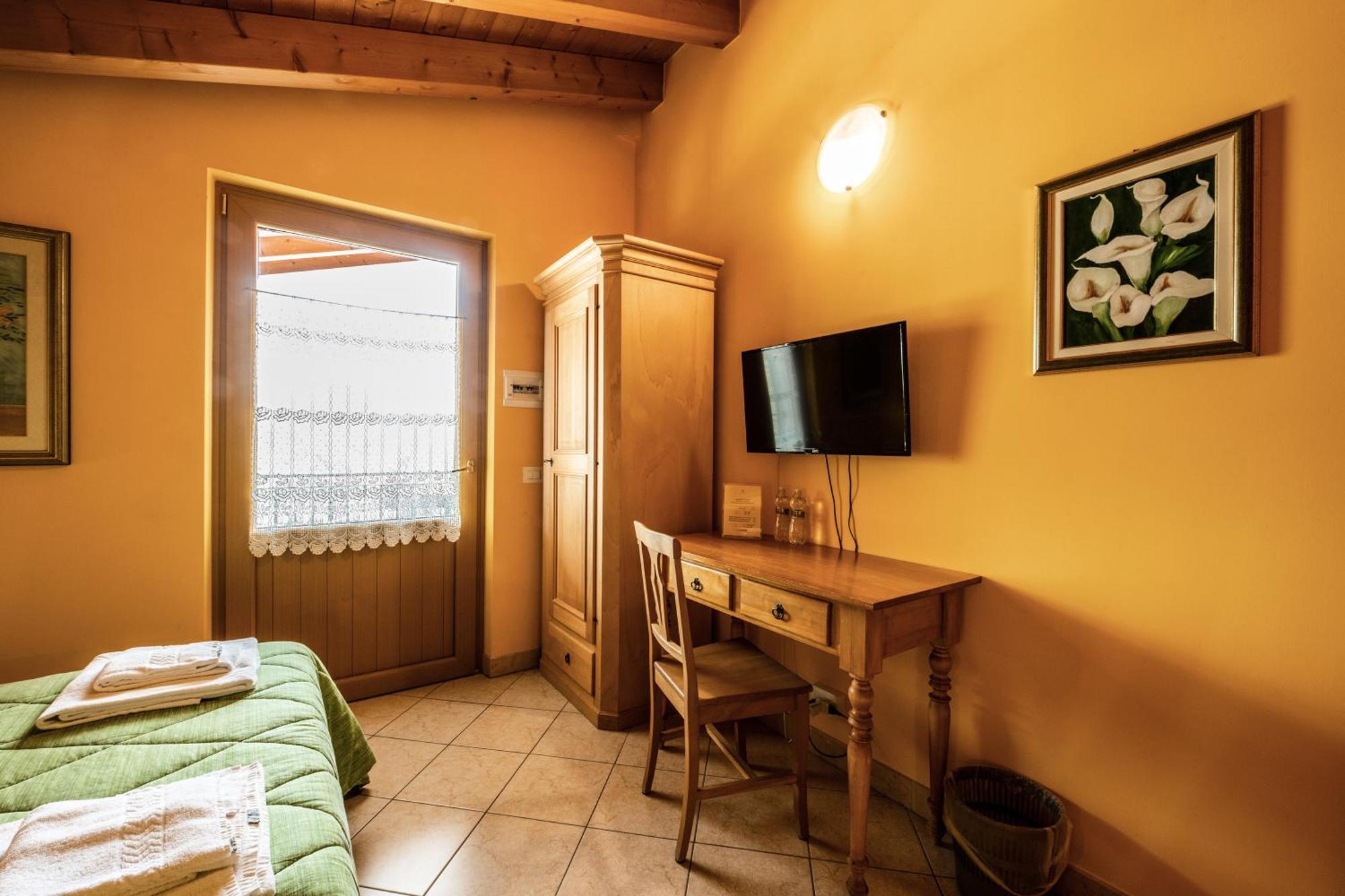 Agriturismo Il Porcellino Куинто-ди-Вальпантена Экстерьер фото