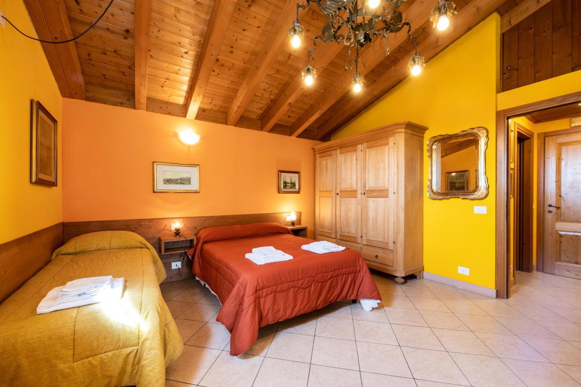 Agriturismo Il Porcellino Куинто-ди-Вальпантена Экстерьер фото